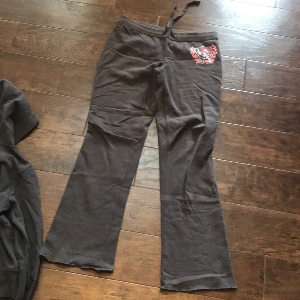 Express Old School Sweatpants - Picture 5 of 12